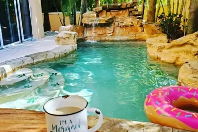 Image de Calico Ami – Steps to Sand, Family Paradise!