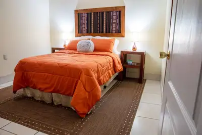 Image de Cozy. Internet, Netflix, Washer and Dryer, full Kitchen