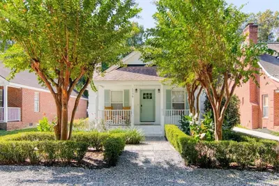 Image de Charleston Oasis with Hot Tub /Mins to Dtwn and Beach