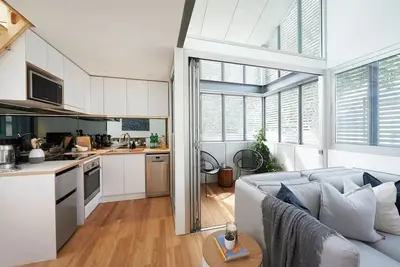Image de Gorgeous Glebe Loft Living