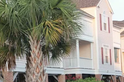 Image de PHỞ Shore: 5br House, 4. 5 Bath, 2nd Row from Surfside Beach