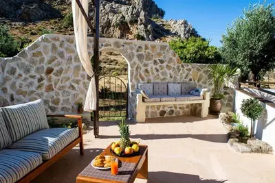 Atlantic Cave Haven-Seaside, Fully Equipped