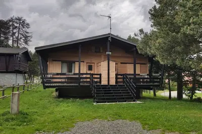 Image de Chalet en bois dans clairière à Pyrénées 2000