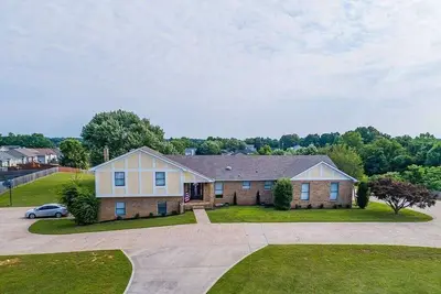 Image de The Magnolia Suite at Hilltop Acres - Clarksville, Tn (1335 Whitt Ln)