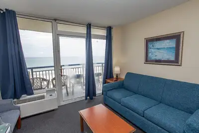 Image de Direct Ocean Front 1 Bedroom  2 Bathrooms Boardwalk Resort Unit 539 Sleeps 8