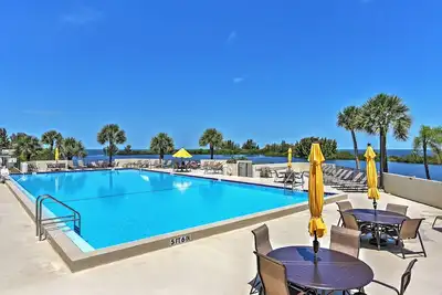 Hudson Resort Condo w/ Private Beach Access!