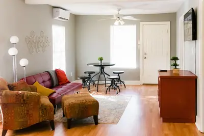 Image de King Bed Suite with Home Theater/Game room near downtown/At&t center/alamodome