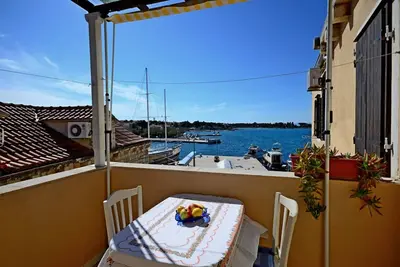 Image de A1 - apt with terrace, best location in Supetar