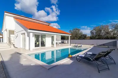 Image de Beautiful Villa with swimming-pool in Pula Croatia