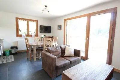 Image de Spacieux 4 pièces, 6 couchages, terrasse, près pistes et commerces, parking couvert, casier à skis