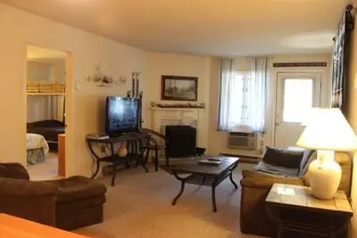 Image de Spacious Family Fun in this Two Bedroom Condo First Floor with private deck