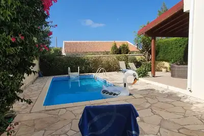 Image de Melanda Semi detached Villa with private pool in a quite area in Pissouri