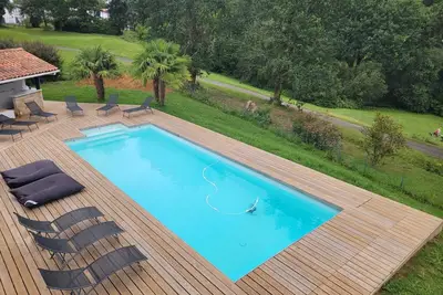 Image de Superbe villa belles prestations avec piscine chauffée proche de Biarritz