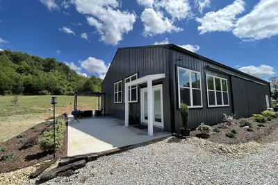 Image de Mountain view, beautiful and serene! On more than 20 Acres!