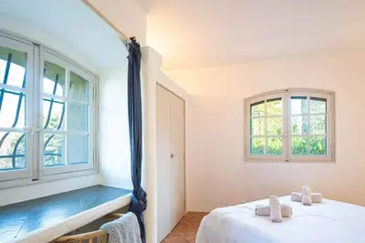 Image de The Tower House - Charming Couëlle Villa in Castelleras le Vieux, secured domain