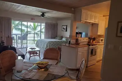 Image de Ocean Front Condo w/pool on Beautiful West Coast