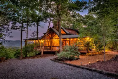 Image de Dream Come True - Mountain View | Hot Tub | Air Hockey | Screened Porch | Fire Pit