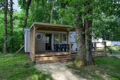 Image de Mobil-Home Standard 30m² Trémolat - 3 chambres + Terrasse semi-couverte 6 personnes