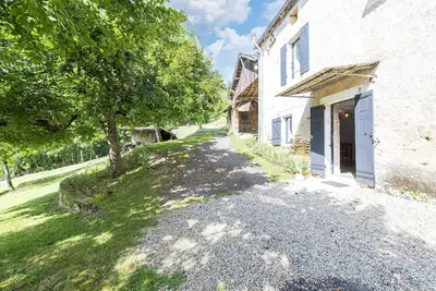 Image de Ferme rénovée avec piscine privée