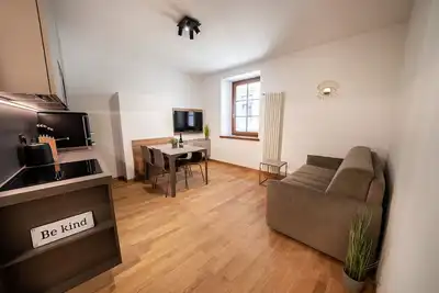 Image de Modern holiday apartment in the center of Caldaro
