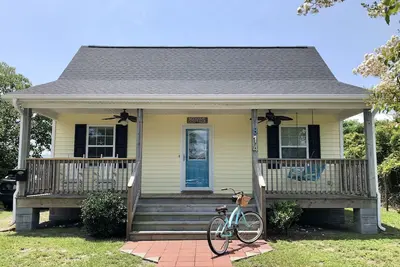 Image de Cute cottage within walking distance to historic downtown Beaufort, Nc.