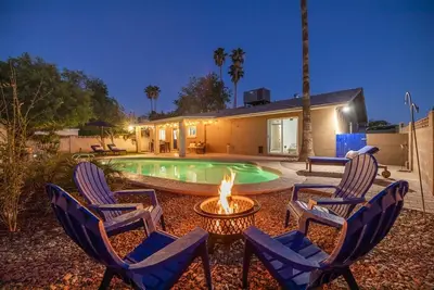 Image de Chandler 4br Home: Swim, Play & Relax! Heated Pool