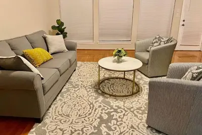 Image de Cozy Home, Quiet Neighborhood, Close to Sugarland, only 23 minutes to Downtown