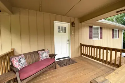 Image de Lake Hartwell Cottage close to Tugaloo State Park