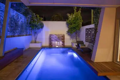 Image de Luxurious Terrace Hideaway with Heated Pool