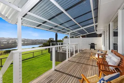 Image de Saltwater House - Opposite the beach + lake