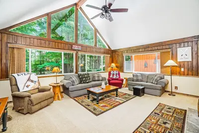 Image de Spacious, Family-Friendly Home w\/ Free WiFi, Central A\/C, Washer\/Dryer, Firepit
