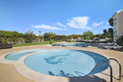 Image de Superbe appartement \"T2 Bosque de São José\" avec piscine, balcon et climatisation