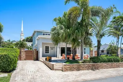 Image de Charming Delray Beach House -Steps to Beach & Atlantic Avenue! Vip Beach Passes!