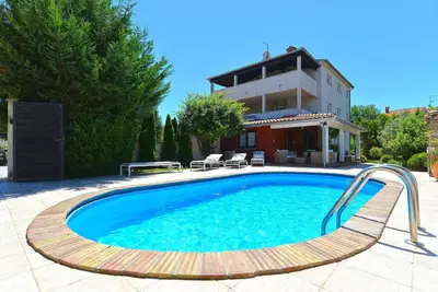 Image de Maison de vacances Pula pour 1 - 8 personnes avec 3 chambres à coucher - Maison de vacances