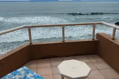 Image de Excellent Unobstructed Ocean Views And Beach Access! !