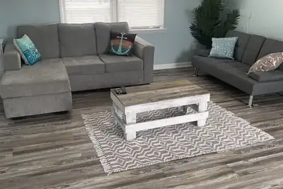 Image de The Shore Shack - Adorable, Cozy, 2 Bed N Wildwood! Dog Friendly! 2nd floor unit