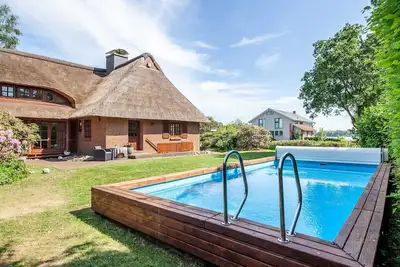 Image de Vacation home REETselig with pool, sauna, garden, fireplace Ofc 12 - Holiday home