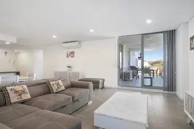 Image de Oceans Edge #19 | Short walk to beach, shops and cafes | Accom Holidays