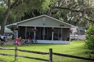 Image de Lake front cottage