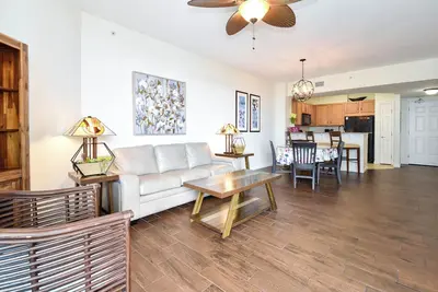 Image de Updated 5th Floor condo at The Palms of Destin