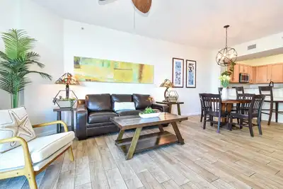Image de Updated 5th Floor condo at The Palms of Destin!