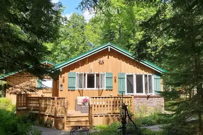 Image de Remodeled Northwoods Lakefront Retreat- 85' of Lake Frontage on Horn Lake