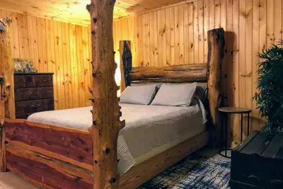 Image de Twisted Vines Cabin -Tiny Home Near Watauga Lake