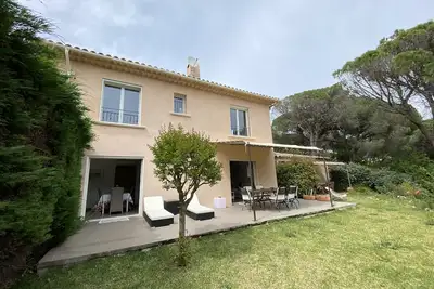 Image de Villa + Studio Sur Le Golf