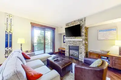 Image de Delightful Condo w/ Gondola Access, Shared Pool, Hot Tubs, & Game Room