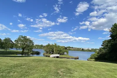 Image de Waterfront Vacation Rental