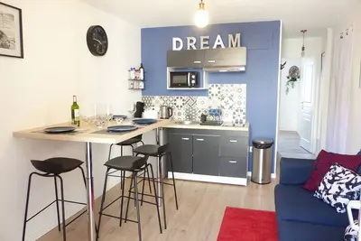 Image de T2 L'épicurienne : au pied de la Cité de la Gastronomie et du centre-ville Dijon