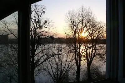 Image de Renovated apartment in listed villa with lake view