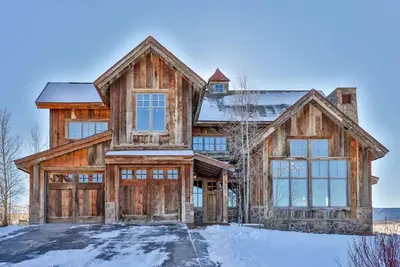 Image de Barnwood Beauty- Luxury Familiy & Pet Friendly Granby Mountain Retreat