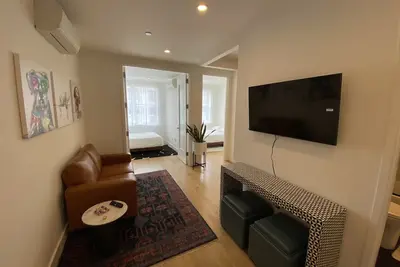 Image de Brand New Modern Chic All Furnished Apt in Williamsburg